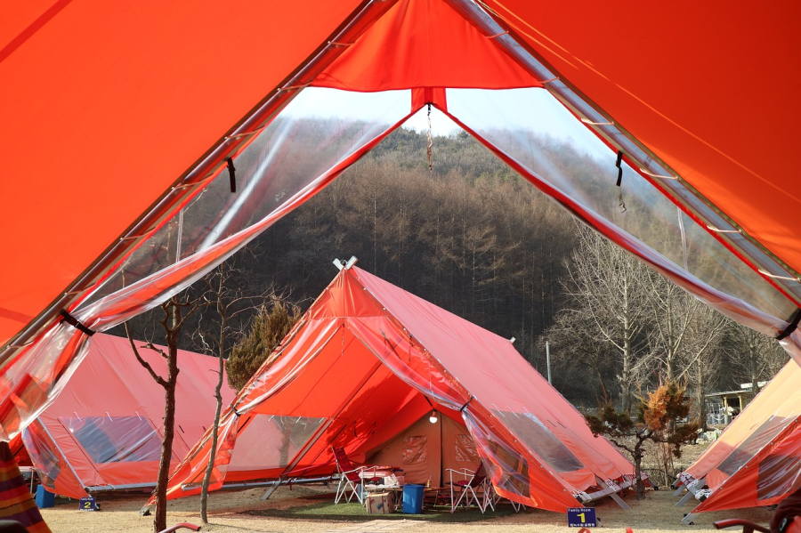 tente camping de luxe auvergne